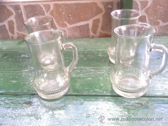 Antig&uuml;edades: cuatro antiguas jarritas de cristal. - Foto 1