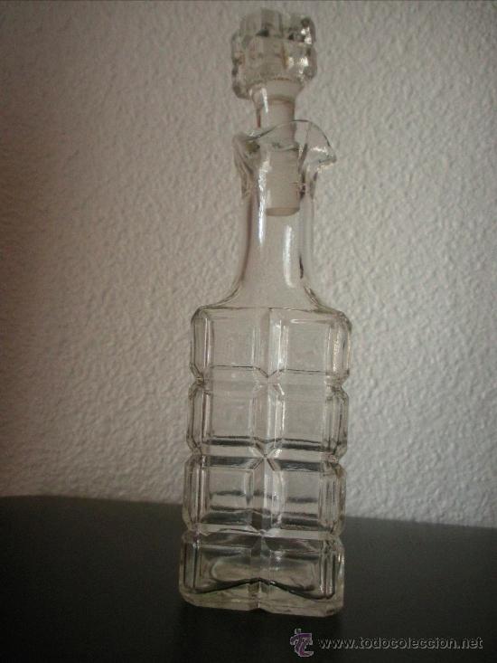 Antig&uuml;edades: vinagrera de cristal antigua, sin golpes - Foto 1