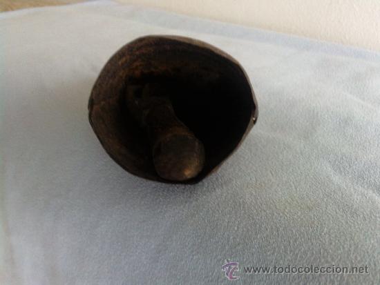 Antig&uuml;edades: Cencerro de ganado..8 cms de altura - Foto 2