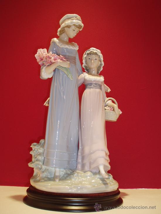 Antig&uuml;edades: HERMANITAS CON FLORES  DE LLADRO REF.5013 - Foto 1