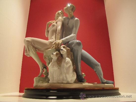 Antig&uuml;edades: ENAMORADOS AL ATARDECER DE LLADRO REF.6296 - Foto 1