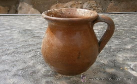 Antig&uuml;edades: Jarra peque&ntilde;a de 6,5 cms. de alto aprox. - Foto 1