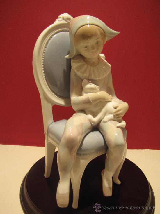 Antig&uuml;edades: NI&Ntilde;O ARLEQUIN SENTADO DE LLADRO REF.1229 - Foto 1