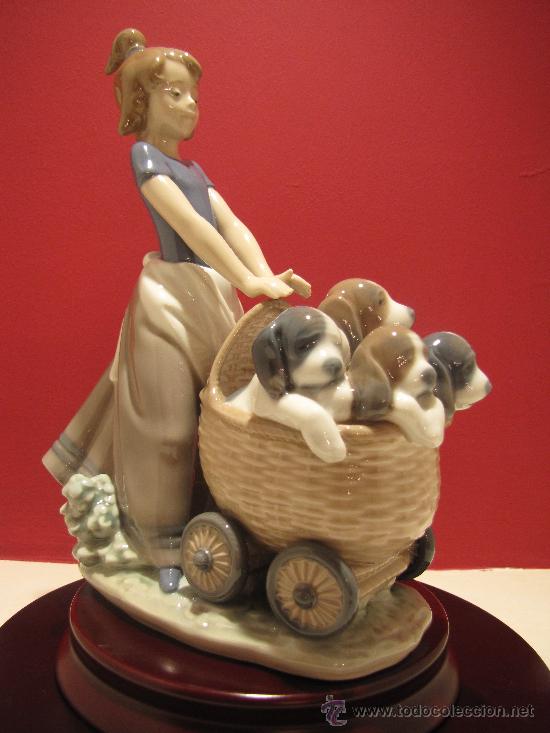 Antig&uuml;edades: PASEANDO CACHORROS COCHE DE LLADRO REF.5364 - Foto 1