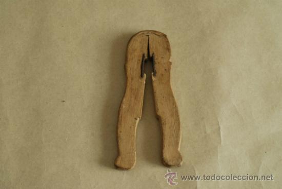 Antig&uuml;edades: Partepi&ntilde;ones popular en hierro y madera. - Foto 2