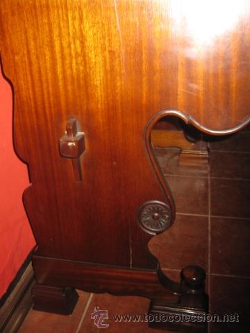 Antig&uuml;edades: Mesa de escritorio en madera de caoba de bellas lineas. - Foto 3