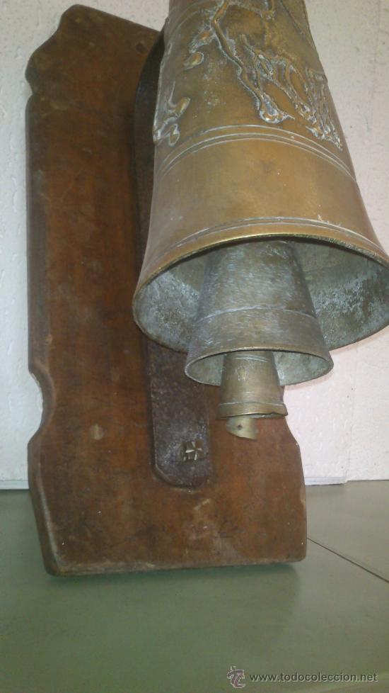 Antig&uuml;edades: Triple campana de bronce - Foto 3