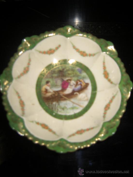 Antig&uuml;edades: Centrito de porcelana austriaco - Foto 3