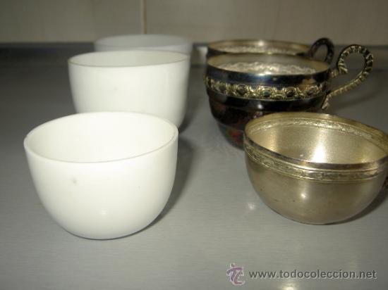 Antig&uuml;edades: Tazas de Opalina con base plateada - Foto 5