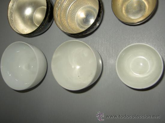 Antig&uuml;edades: Tazas de Opalina con base plateada - Foto 4