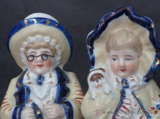 Antig&uuml;edades: PAREJA DE FIGURAS DE PORCELANA - Foto 1