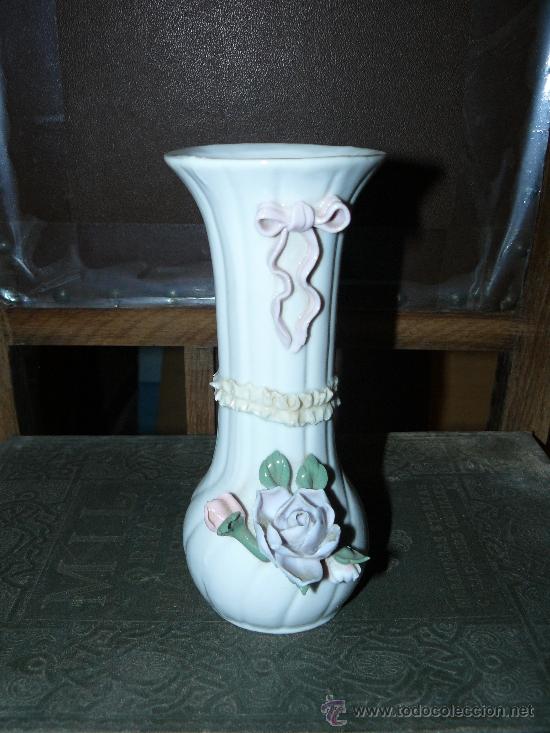 Antig&uuml;edades: PORCELANA DE MANISES - JARR&Oacute;N - Foto 1