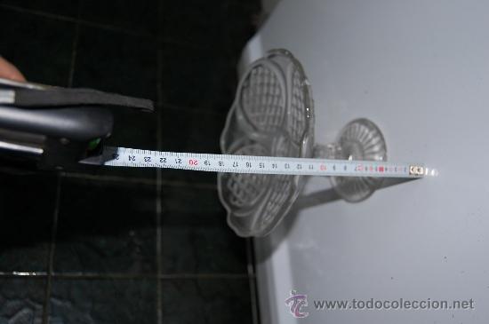 Antig&uuml;edades: Frutero de cristal prensado - Foto 3