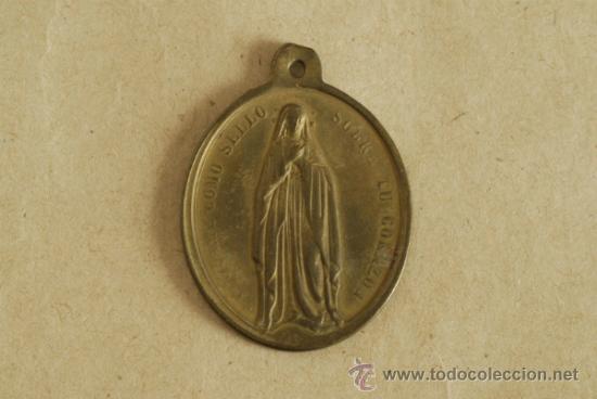 Antig&uuml;edades: Medalla de la Virgen. - Foto 1