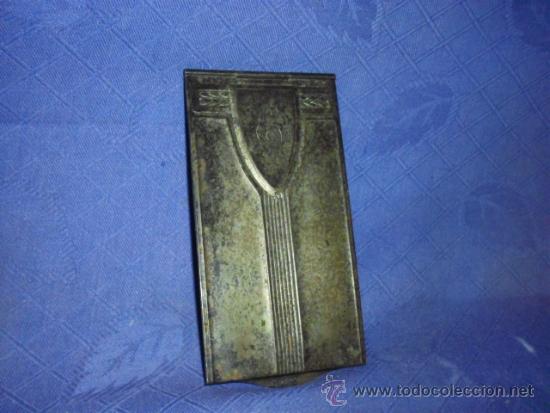 Antig&uuml;edades: ANTIGUA TAPA DE AGENDA EN ESTA&Ntilde;O. EPOCA MODERNISTA, HACIA 1900, MED. 8,5x15 CM.