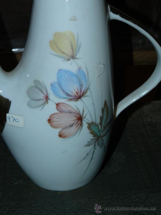 Antig&uuml;edades: ANTIGUA CAFETERA DE PORCELANA - Foto 2