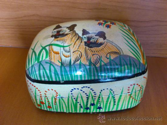 Antig&uuml;edades: Caja de madera decorada a mano y lacada. - Foto 1