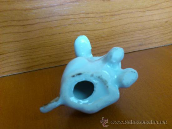Antig&uuml;edades: Perro de porcelana miniatura - Foto 5