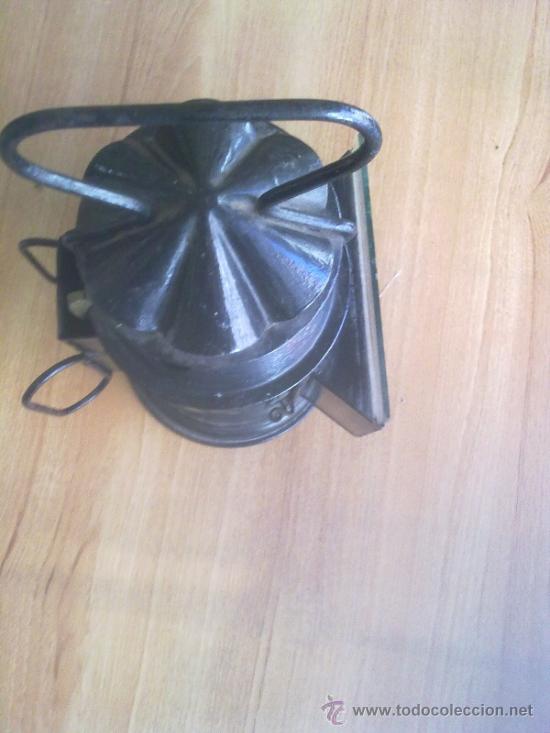 Antig&uuml;edades: Antiguo farol de estaci&oacute;n de 32 cm - Foto 3
