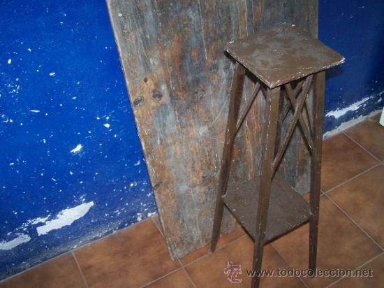 Antig&uuml;edades: Macetero antiguo de madera para restarurar - Foto 2