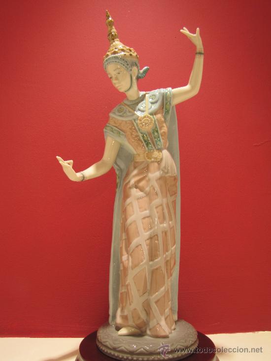 Antig&uuml;edades: THAILANDESA CON CAPA DE LLADRO REF.5593 - Foto 1