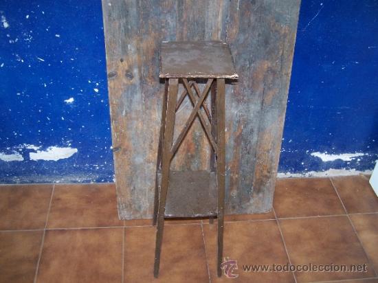 Antig&uuml;edades: Macetero antiguo de madera para restarurar - Foto 1