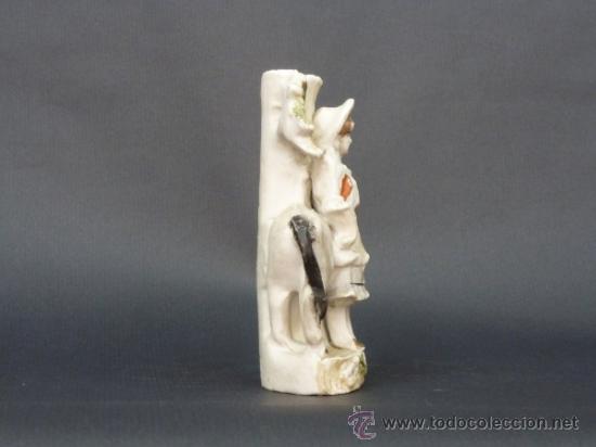 Antig&uuml;edades: PEQUE&Ntilde;A FIGURA  DE BISCUIT, VIOLETERO - Foto 3