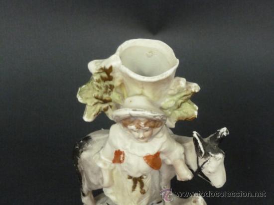 Antig&uuml;edades: PEQUE&Ntilde;A FIGURA  DE BISCUIT, VIOLETERO - Foto 6