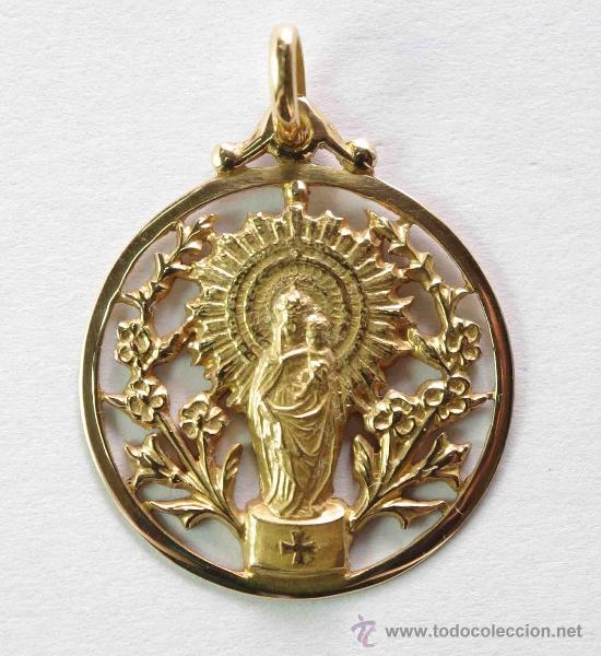 IMPACTO COLECCIONABLES Medalla de la Virgen del Pilar Ornamentada en Oro