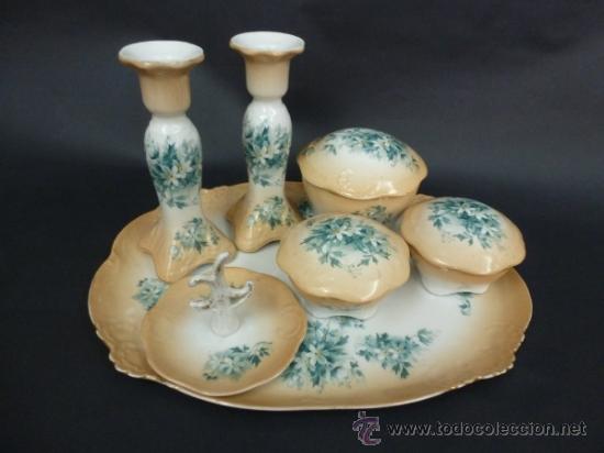 Antig&uuml;edades: JUEGO DE TOCADOR DE PORCELANA - Foto 2