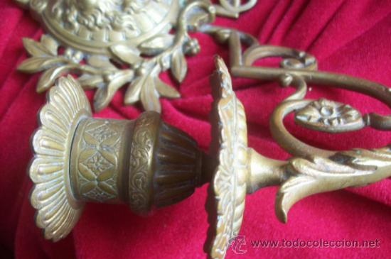 Antig&uuml;edades: Lampara de pared en bronce - Foto 3