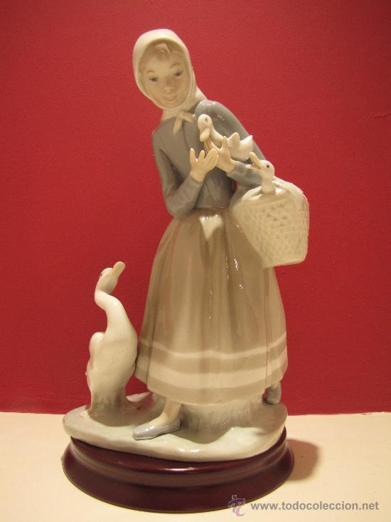 Antig&uuml;edades: PASTORCITA CON PATOS DE LLADRO REF.4568 - Foto 1