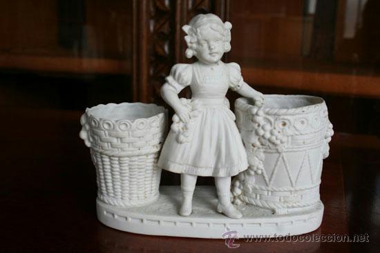 Antig&uuml;edades: BISCUIT NI&Ntilde;A CON CESTOS REF.5478 - Foto 1