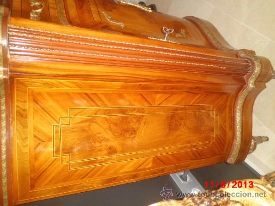 Antig&uuml;edades: COMODA DE MARQUETERIA Y BRONCE FRANCESA - Foto 3