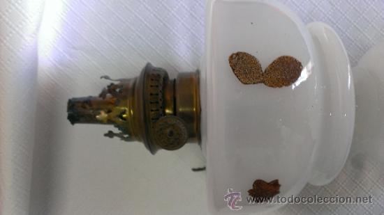 Antig&uuml;edades: BONITO Y ANTIGUO QUINQUE DE OPALINA - Foto 4