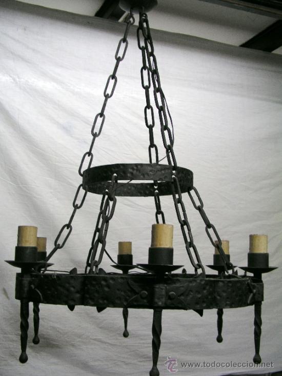 Antig&uuml;edades: LAMPARA MEDIEVAL  DE HIERRO FORJADO. - Foto 3