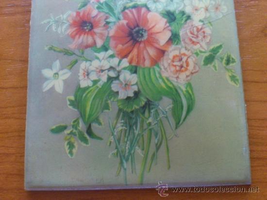 Antig&uuml;edades: Cuadrito antiguo de chapa plastificada ( flores ) - Foto 2