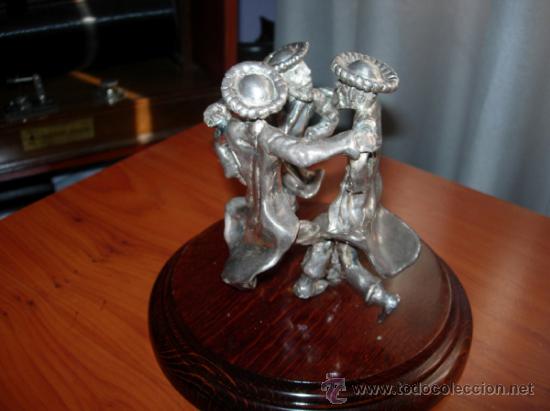 Antig&uuml;edades: figura de Bailarines - Foto 6