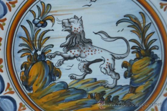 Antig&uuml;edades: 2 Plato Talavera con animales,alfar El Carmem - Foto 3