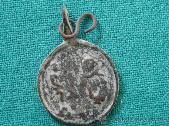 Antig&uuml;edades: Medalla antigua religiosa - Foto 2
