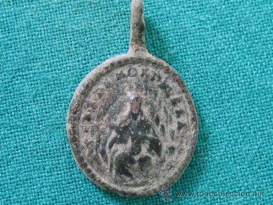 Antig&uuml;edades: Medalla  religiosa antigua - Foto 2