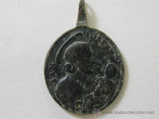 Antig&uuml;edades: Medalla antigua - Foto 1