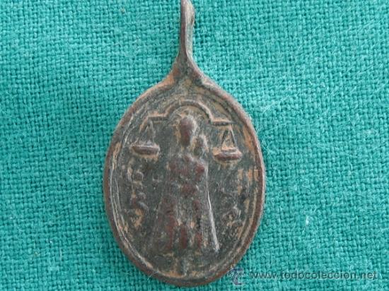 Antig&uuml;edades: Medalla antigua religiosa - Foto 1