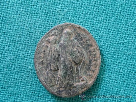 Antig&uuml;edades: Medalla antigua religiosa - Foto 1