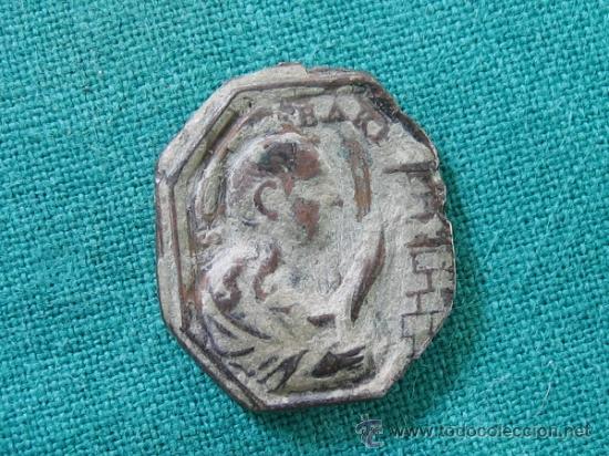 Antig&uuml;edades: Medalla  religiosa antigua - Foto 1