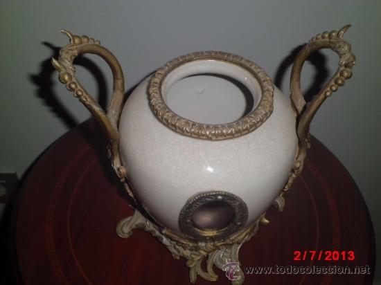 Antig&uuml;edades: JARRON DE BRONCE Y PORCELANA CUARTEADA - Foto 3
