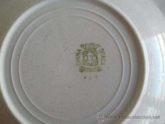 Antig&uuml;edades: Antiguo plato de postre. China Opaca Santander. - Foto 3