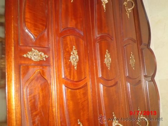 Antig&uuml;edades: COMODA DE MADERA DE CAOBA EN . - Foto 2