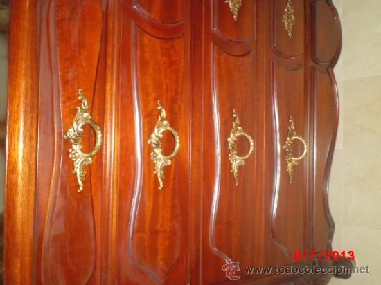 Antig&uuml;edades: COMODA DE MADERA DE CAOBA EN . - Foto 3