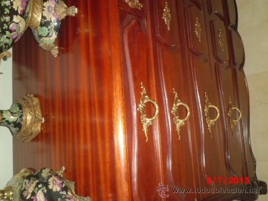 Antig&uuml;edades: COMODA DE MADERA DE CAOBA EN . - Foto 5